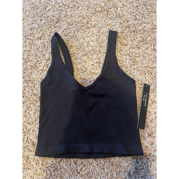 Textured Ribbed Solid V Neck Scoop Neck Cropped Top SIZE L/XL - Picture 3 of 5